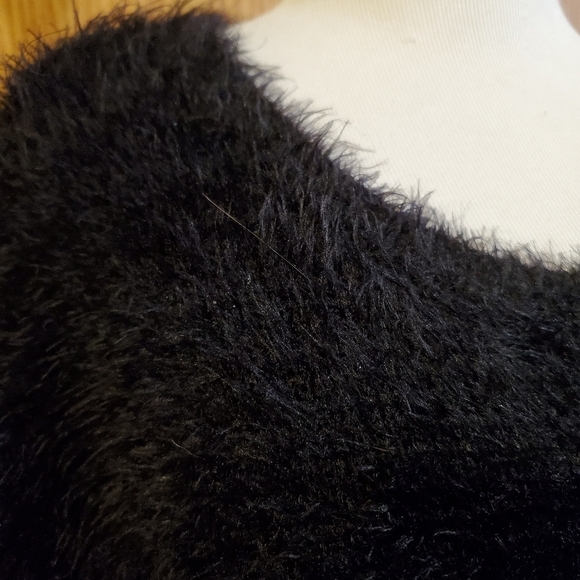 Vince Camuto fuzzy faux fur pullover sweater nylon/acrylic black/white S - Picture 5 of 10